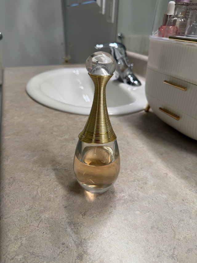 Used 100 ML Bottle Of Christian Dior Jadore