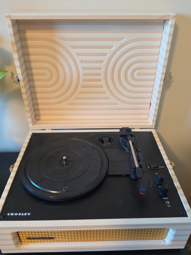Crosley Turntable Voyager - CR8017U-HL1