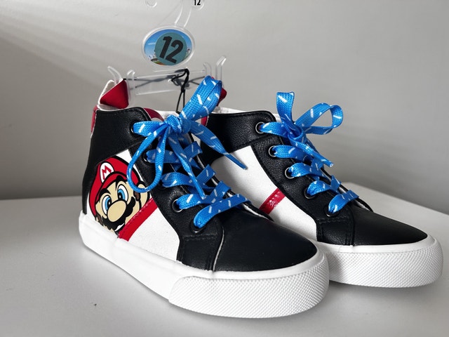 Nintendo Super Mario Sneakers - Kids Size 12