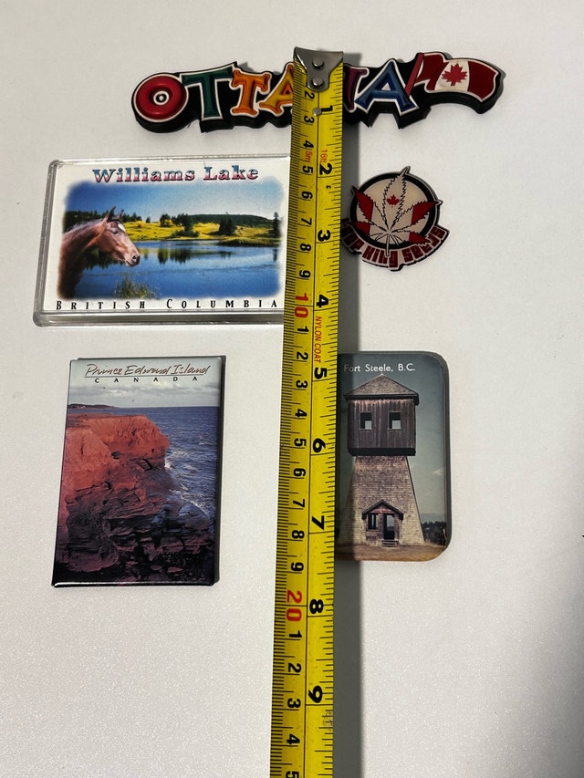 Canada Souvenir Magnet Set - photo 2
