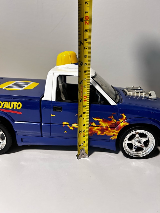 Toy First Gear Napa Parts Delivery Truck - photo 5