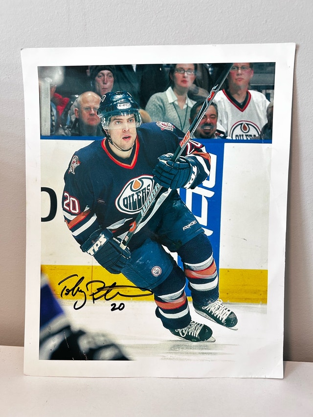 Edmonton Oilers Toby Petersen Signed 8x10 Autographed Hockey Pla