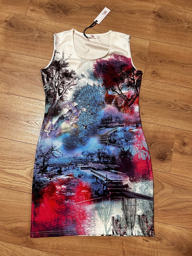 Elegant Dress size L Brand New