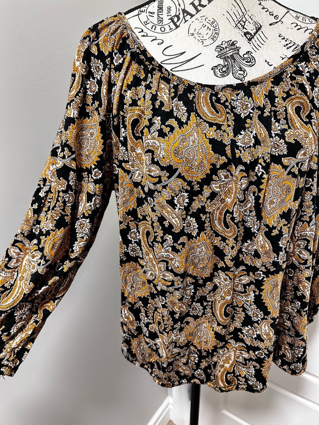 Michael Kors Black and Gold Paisley Blouse Size L - photo 2