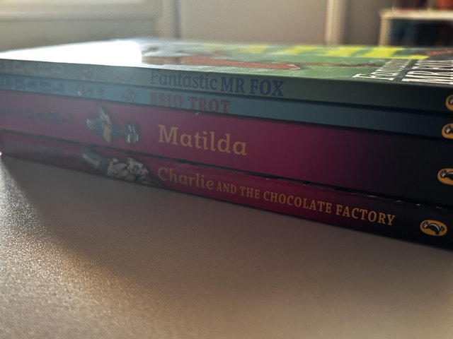 Roald Dahl Book Set: Fantastic Mr Fox, Matilda, Esio Trot, Charl - photo 2