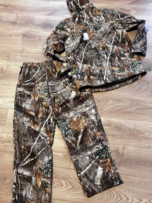 Rocky Men’s Realtree EDGE Rain Suit — XL (Jacket + Pants Set)