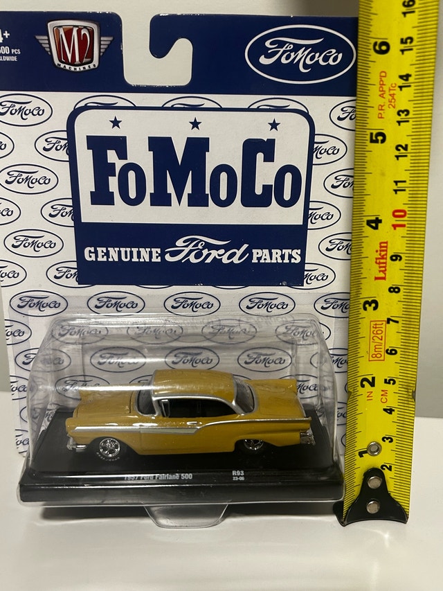 M2 Small Collectibles Cars - photo 2