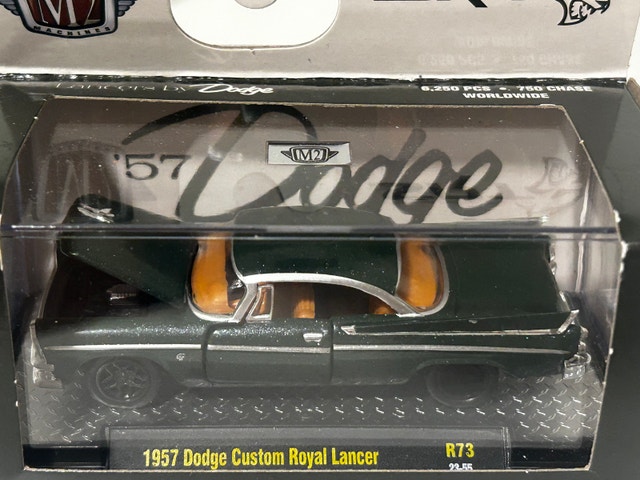 M2 Machines 1957 Dodge Custom Royal Lancer SRT CHASE - photo 2