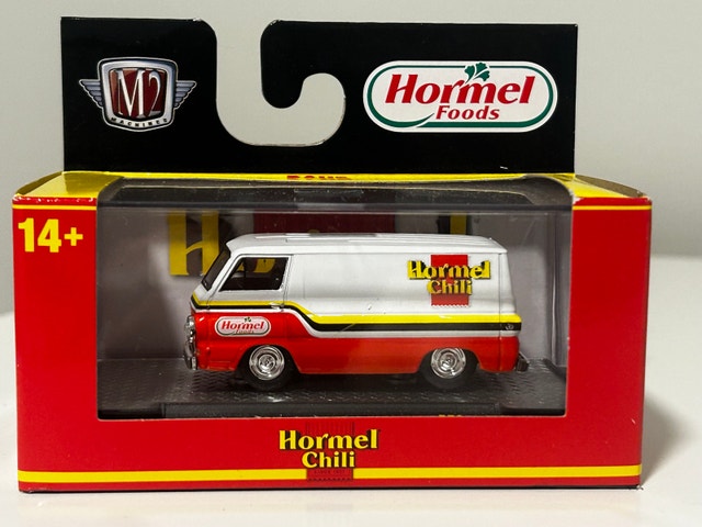 M2 MACHINES WEIAND 1964 DODGE A100 PANEL VAN R63 & R76 1/64 - photo 4
