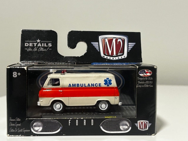 M2 Machines 1964 Ford Econoline Ambulance & 1965 Ford Van - photo 3