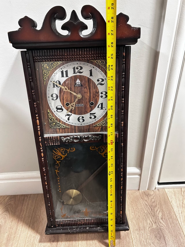 Lava 31 Day Wooden Wall Clock Key Pendulum Chime - photo 2
