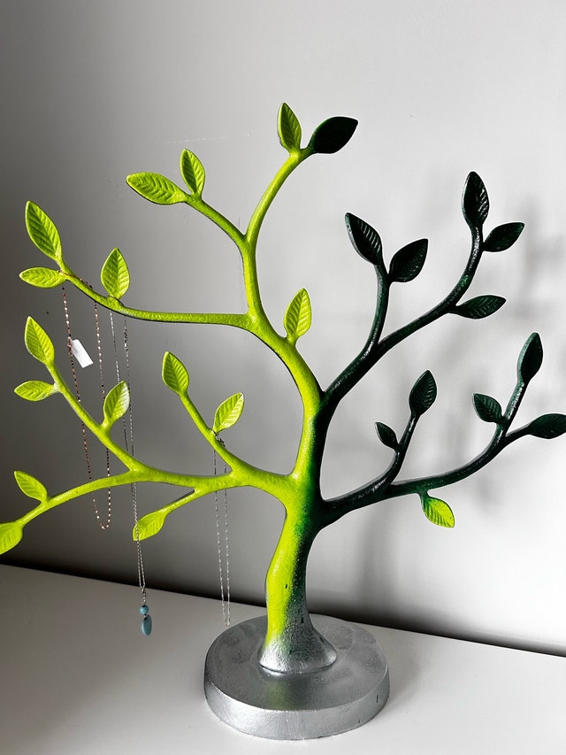LARGE 19 inch TALL METAL TREE HALLMARK ORNAMENT JEWELRY - photo 2