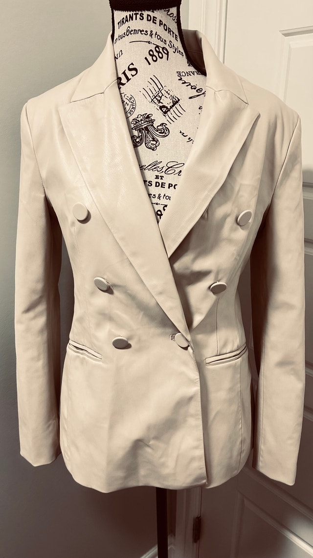 ZARA Cream Faux Leather Blazer Women Size M Double-Breasted