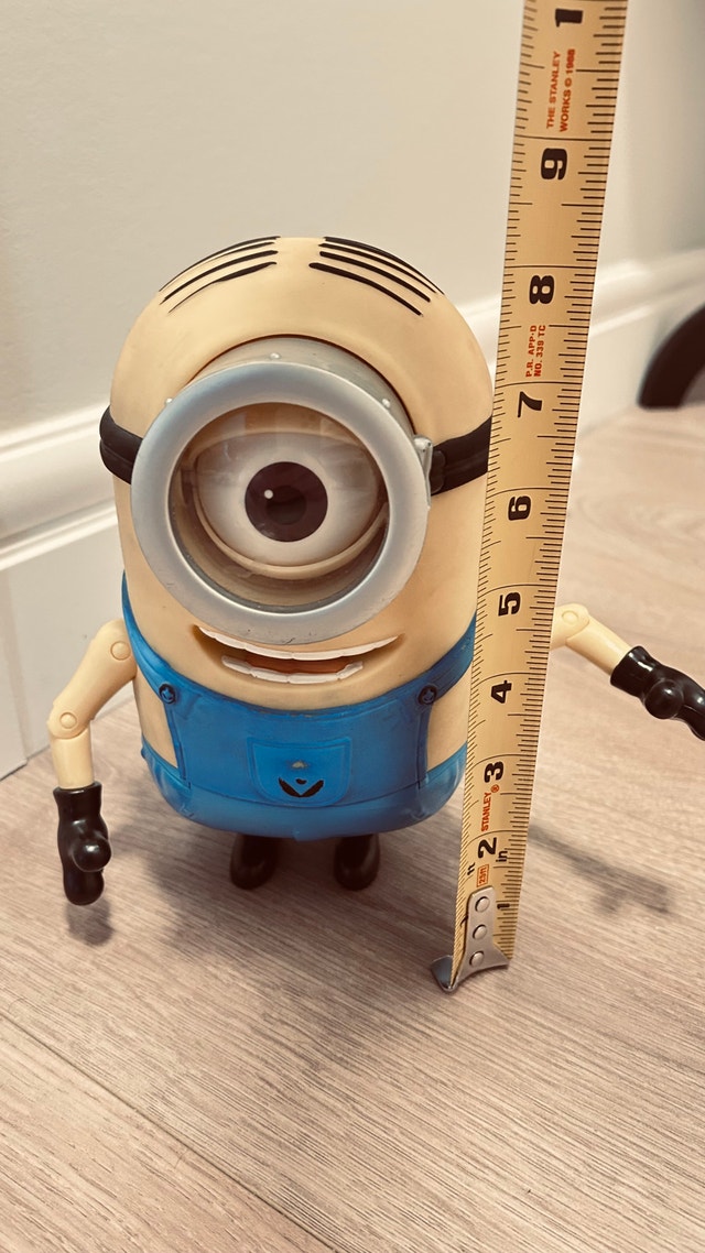 Despicable Me Minion Deluxe Talking Stuart Figure Free Moving Ey - photo 2