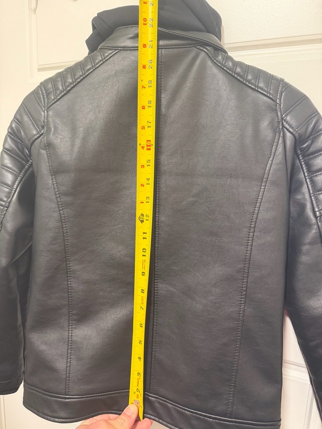 Guess Faux Leather Boys Jacket size 10 - photo 3