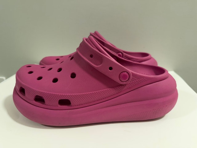Crocs Classic Crush Clog Fuchsia Fun Slip On Sandals Shoes M 9 W