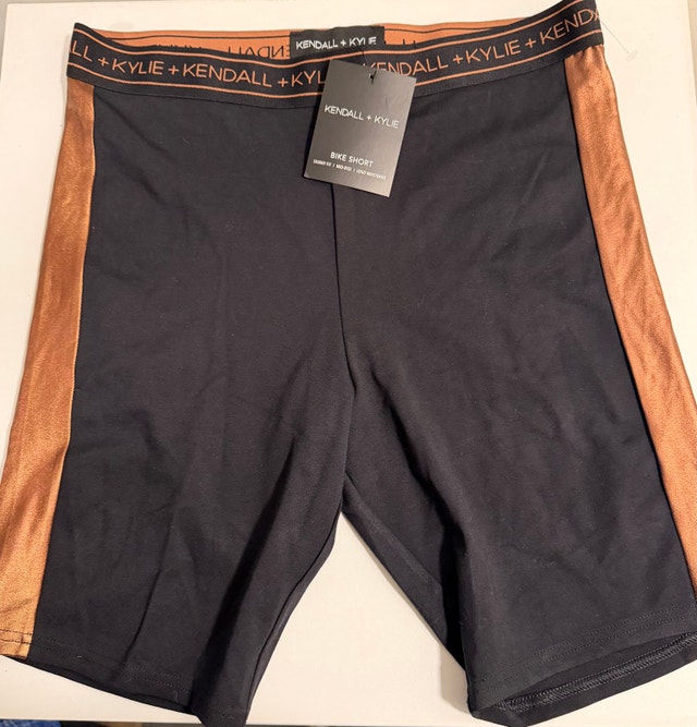 KENDALL + KYLIE Women's Bike Short size L
