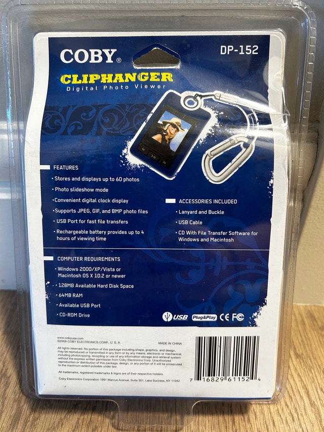 COBY CLIPHANGER DIGITAL PHOTO VIEWER - photo 2