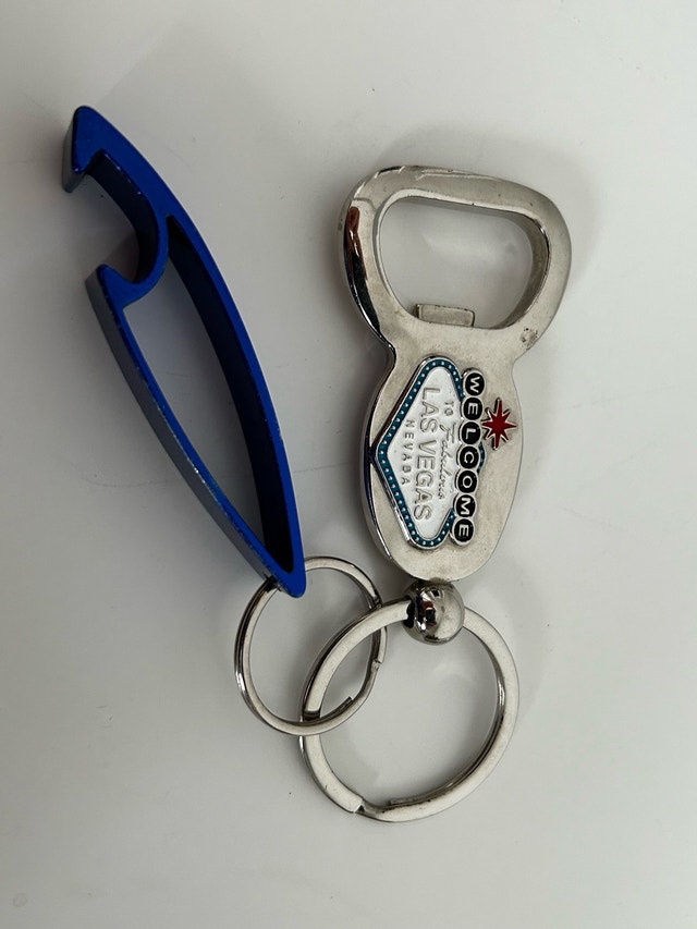 Las Vegas Bottle Opener Keychain Nevada Souvenir Welcome Sign