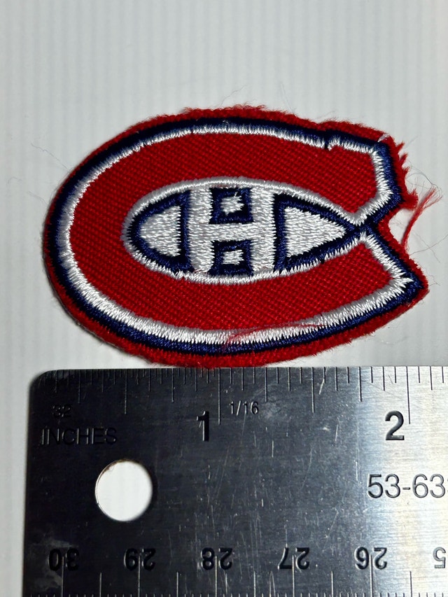 Montreal Canadiens NHL Hockey 2" Diecut Team Logo Patch - photo 2