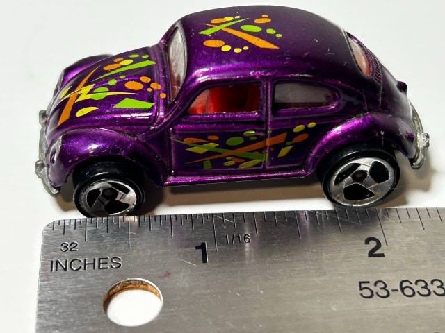 Hot Wheels Volkswagen VW Bug Beetle ; Made in Malaysia - photo 3