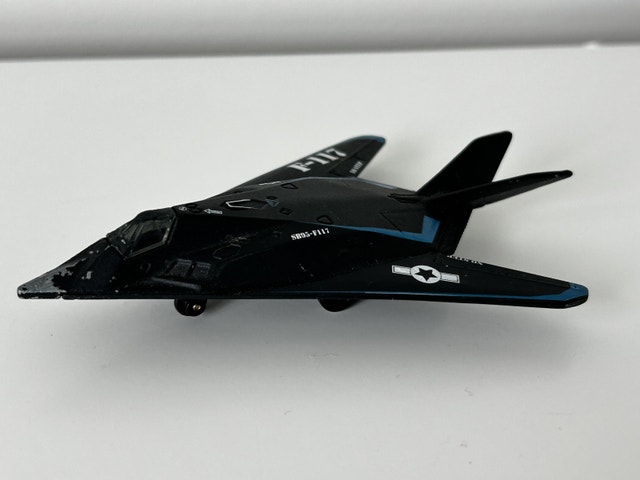 Matchbox F-117 Night Hawk 2010 Black Blue Stealth Fighter