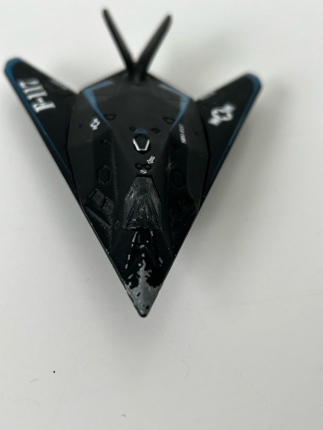 Matchbox F-117 Night Hawk 2010 Black Blue Stealth Fighter - photo 5