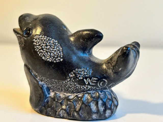 Vintage The Wolf Sculptures Canada Dolphin Soapstone Figurine - photo 3