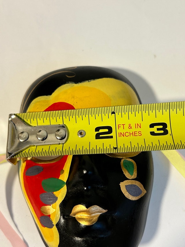 Small Ceramic Porcelain Mardi Gras Mask Wall Decor - photo 4