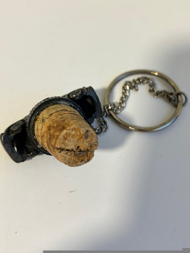 Wine Things Car Cork Bottle Stopper Chain Ring - photo 3