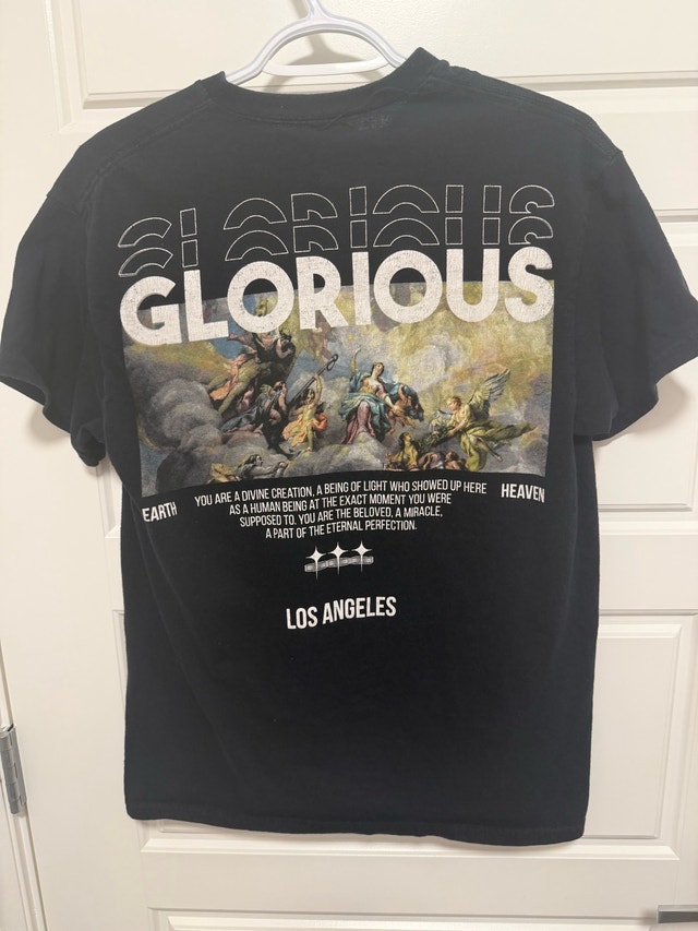 Men's Glorious Oversized T-Shirt, fair condition size M