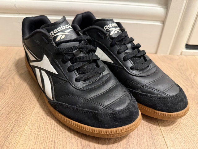 Man's Fashion Sneakers Reebok Finale Sneaker size US 10