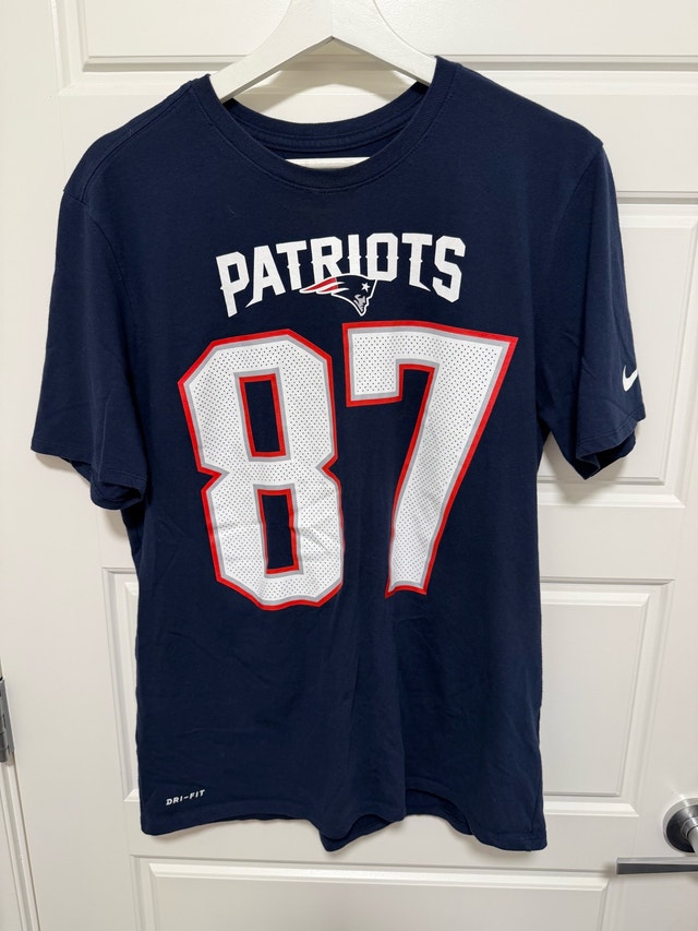 Nike Patriots Gronkowski #87 T-Shirt - Size M
