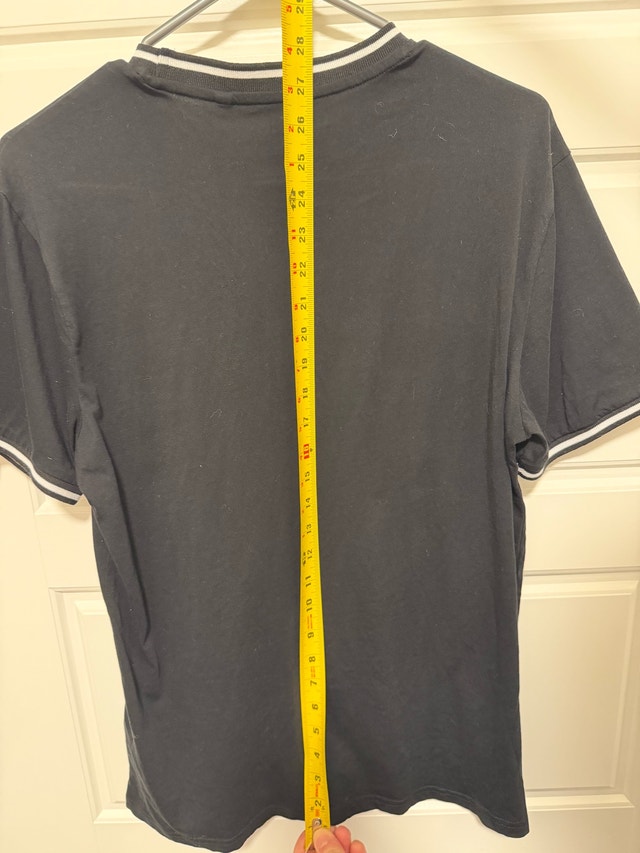 GUESS Los Angeles Men’s Black Graphic T-Shirt – Size M - photo 5