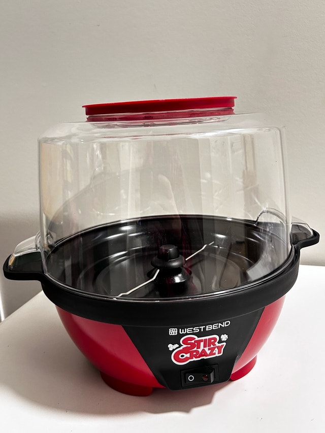 West Bend Stir Crazy 82505R Electric Popcorn Maker