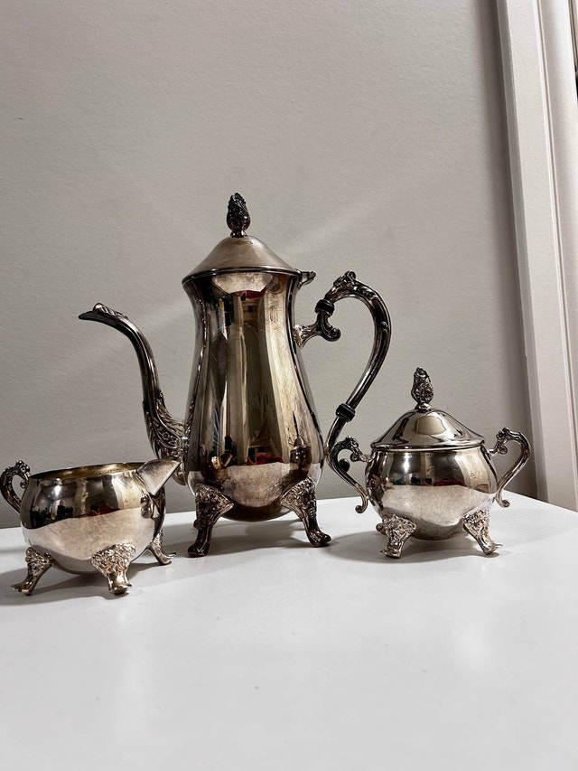 Tea Set - Teapot, Milk Jug, Sugar Bowl (3 Items)