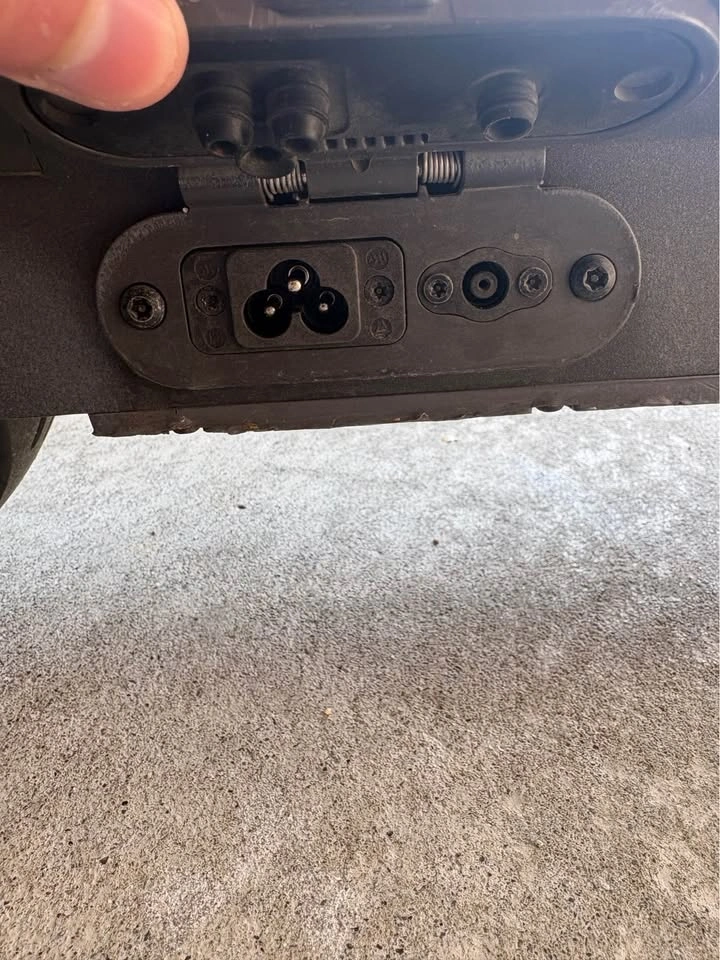 Ninebot Max G30 e-scooter - photo 4