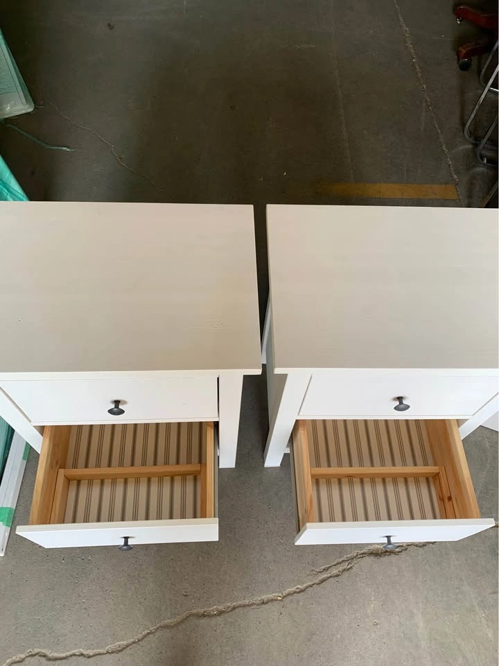 White Wooden Dressers/Nightstands - photo 3