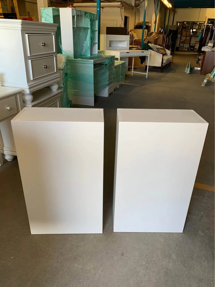 Set of White Pedestals - photo 4
