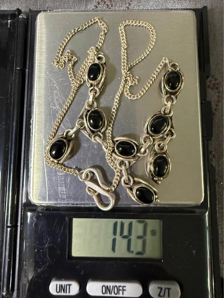 Beautiful VTG Sterling & Black Onyx Necklace - photo 4