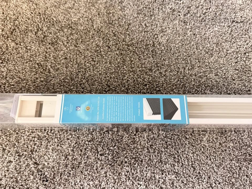 Honeycomb cordless cellular shade 38x50 - photo 4