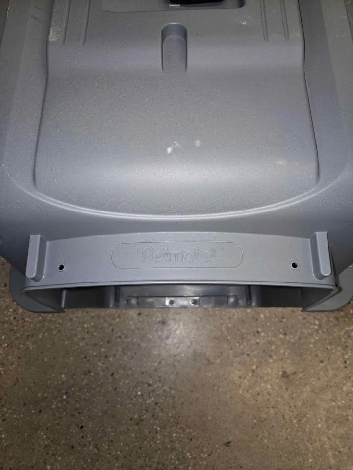 Petmate gray pet carrier - photo 3