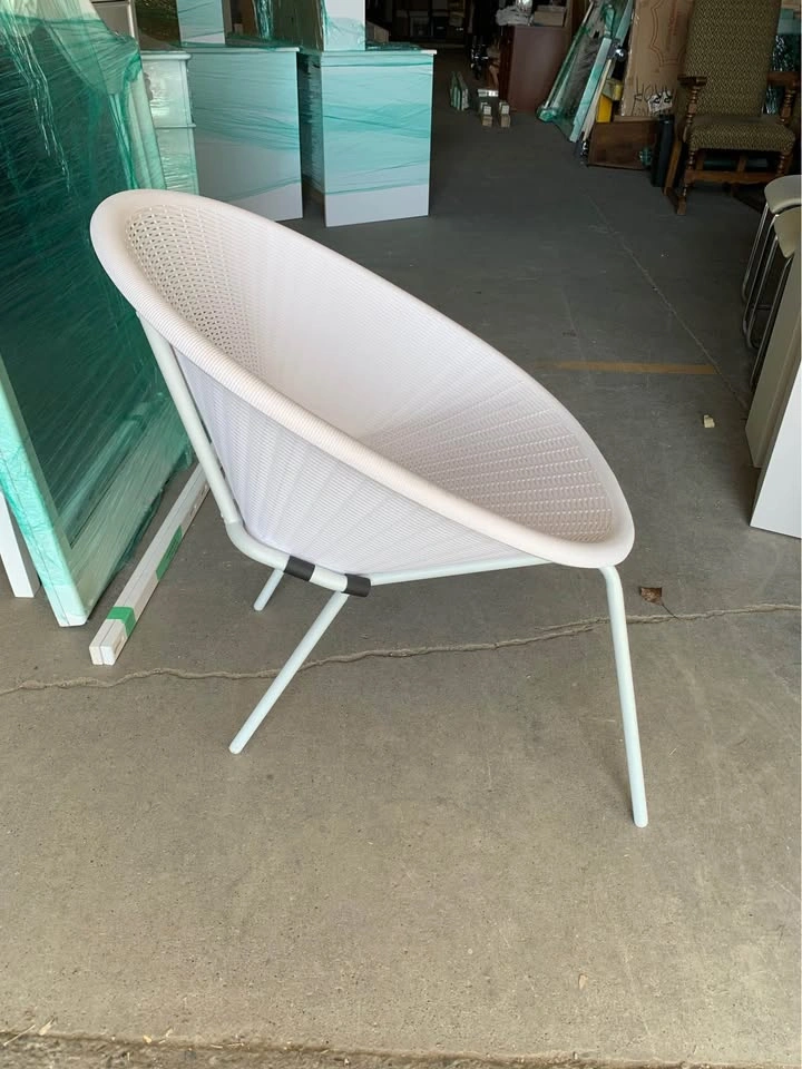 White Woven Accent or Patio Chair - photo 4