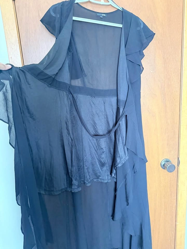 Fashion Nova Sheer Maxi Wrap Dress - Size M - Hardly Worn - photo 4