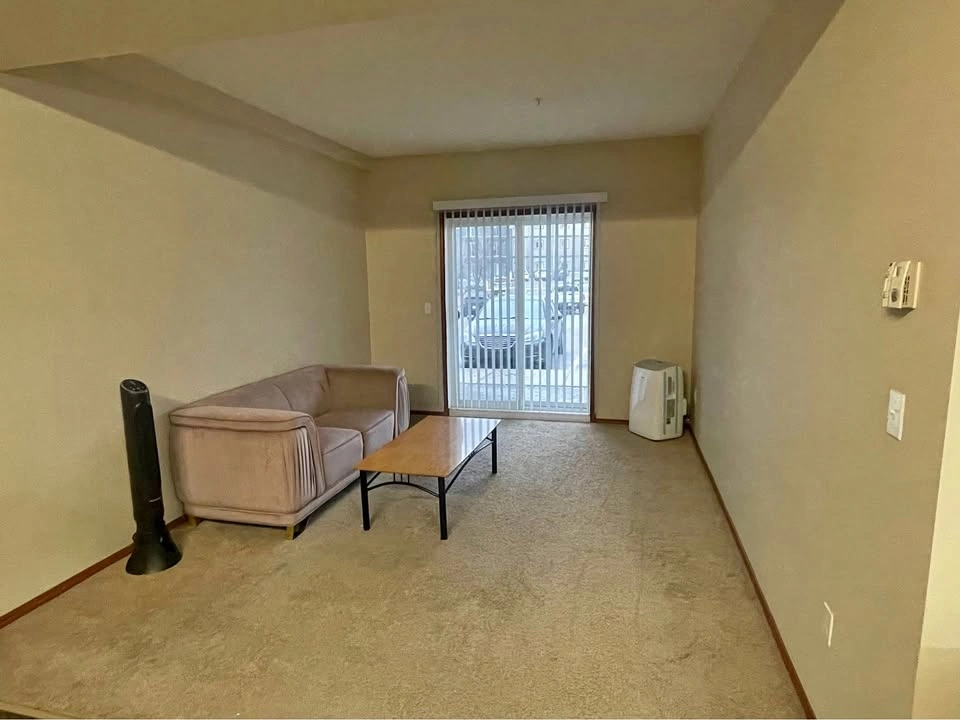 Private Room for Rent in NW Edmonton