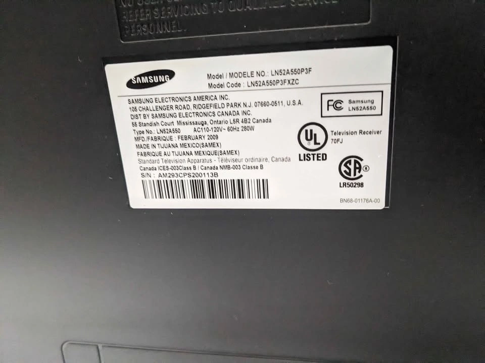 Samsung 52 inch TV LN52A550. Yonge and Sheppard. - photo 2