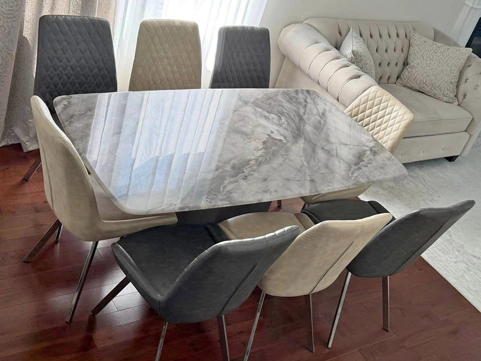 Moving Sale – Dining Set (9 pcs)