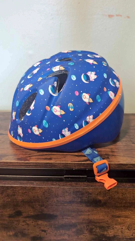 Kids helmets