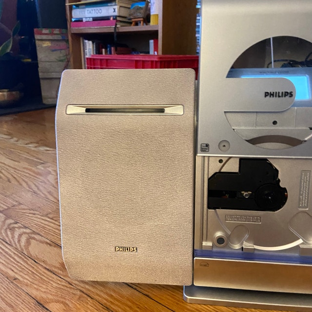 Philips MCM275 Micro System CD Player - photo 3