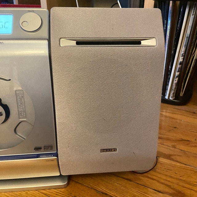 Philips MCM275 Micro System CD Player - photo 5